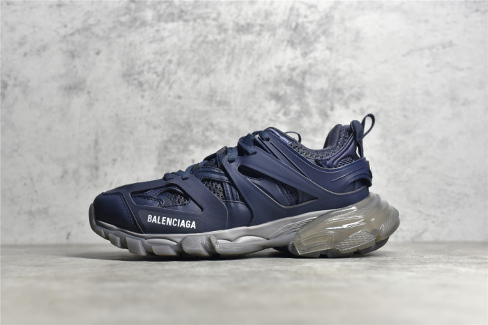 Ba*len*cia*ga track trainer