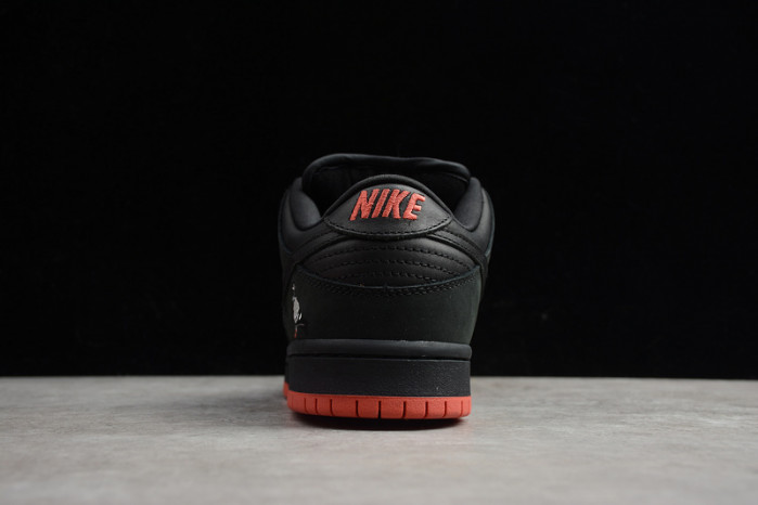 nike dunk sb low “pigeon” 883232-008