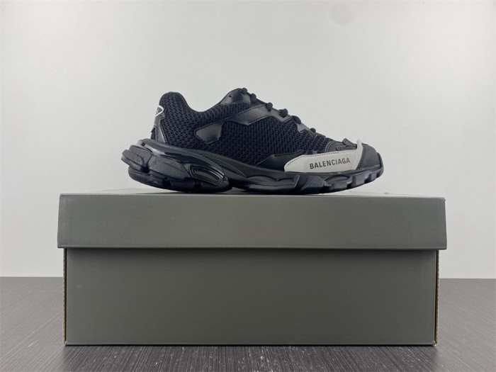 Ba*len*cia*ga track trainer btt-028