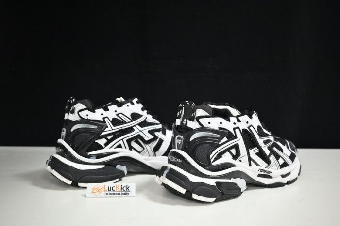 Ba*len*cia*ga track trainer 677403-w3rb3-9010