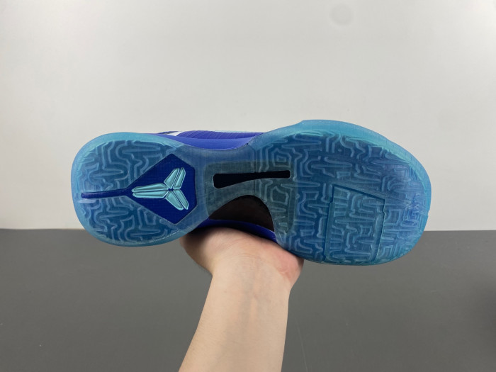 nike zoom kobe hj4303-400