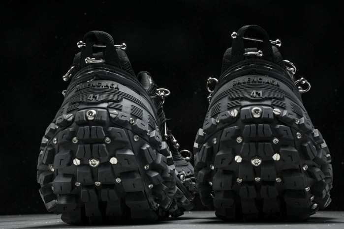 Ba*len*cia*ga defender bd -003