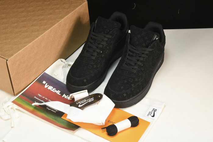 NIKE AIR FORCE 1 NAF-040