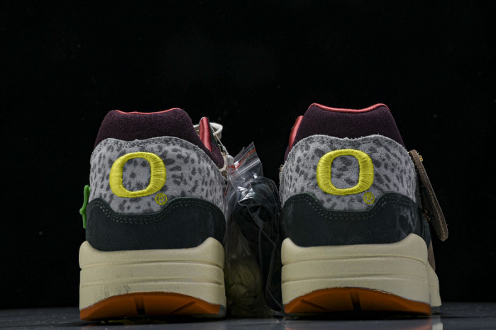 nike air max 1 "oregon ducks” hq2639-100