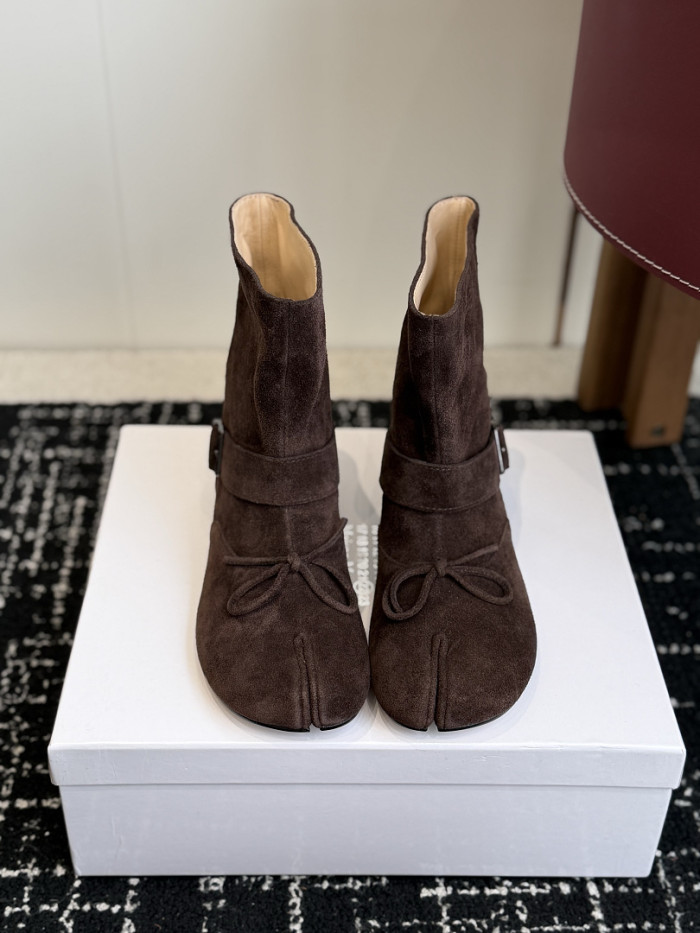 Ma*iso*n Mar*giela Boots MNMB-0001
