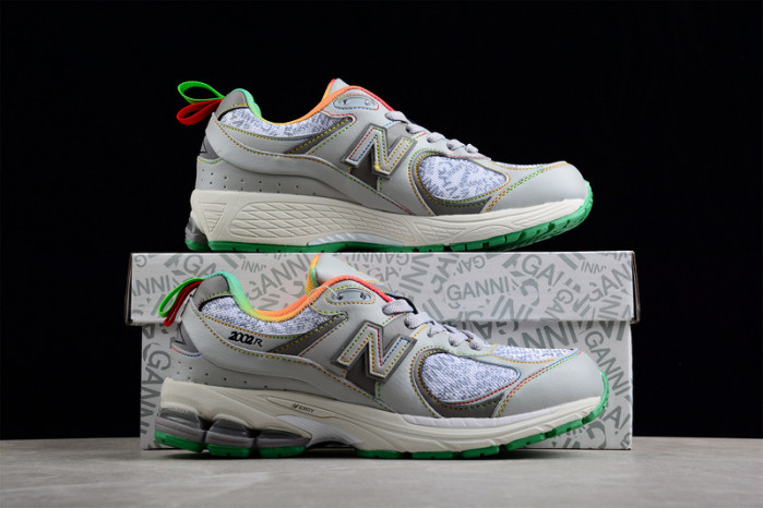 new balance "protection pack" ml2002rgd