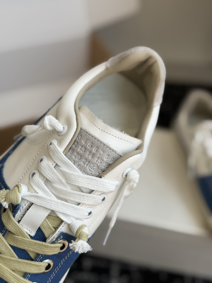 Ma*iso*n Mar*giela MNMA-0211