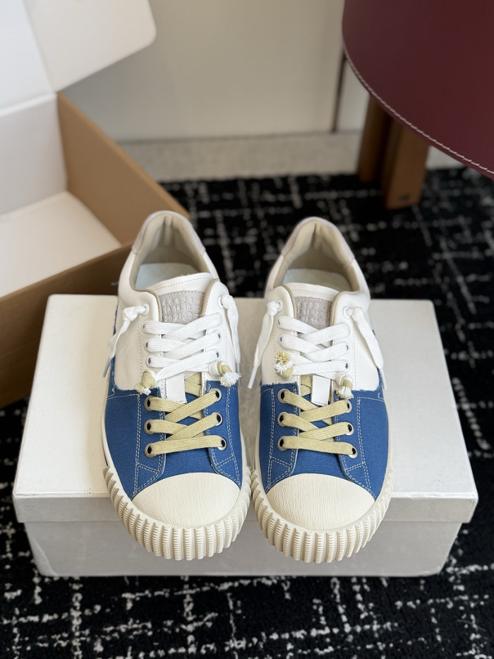 Ma*iso*n Mar*giela MNMA-0211
