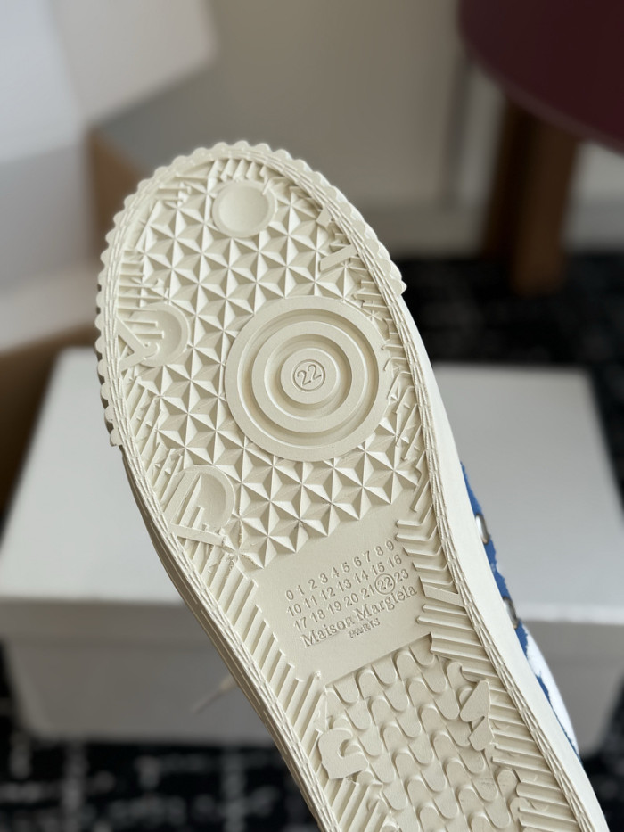 Ma*iso*n Mar*giela MNMA-0211
