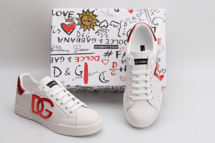 dg  sneakers  dg -052