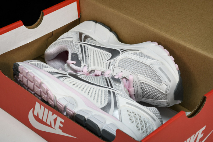 nike air zoom vomero 5 fn3695-001