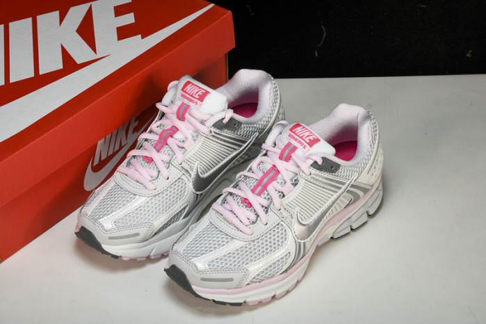 nike air zoom vomero 5 fn3695-001