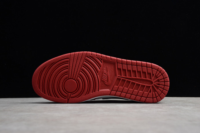 jordan 1 retro low chicago 705329-600