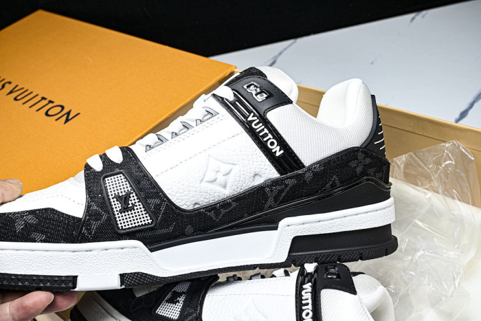 LVT SNEAKERS LVSRS-0136
