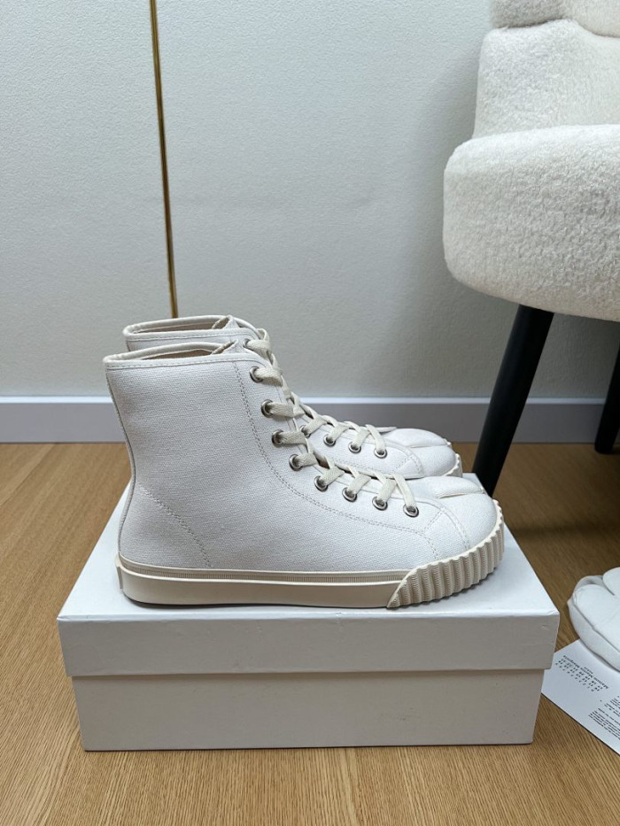 Ma*iso*n Mar*giela MAMA-0163