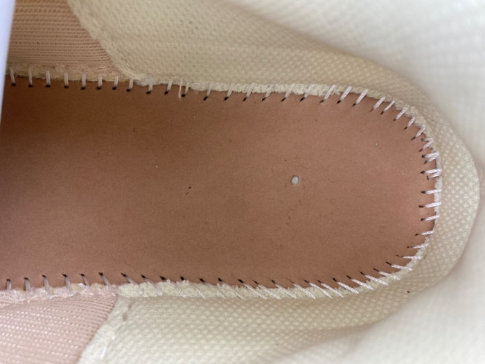 C/O​ SNEAKERS CO-061