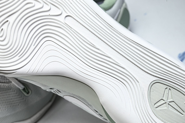 Kobe 9 EM Low Protro IH1401-003