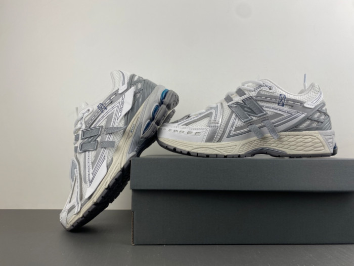 New Balance U190643N