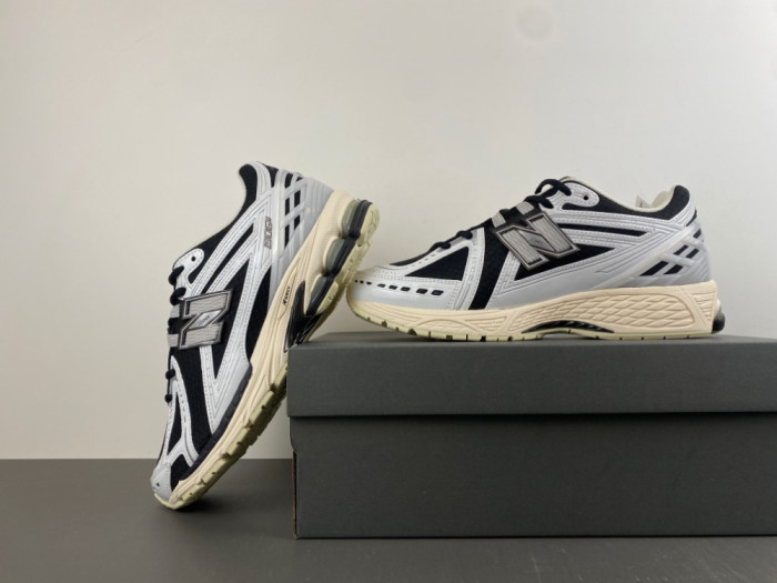 New Balance 1906 U190RCI