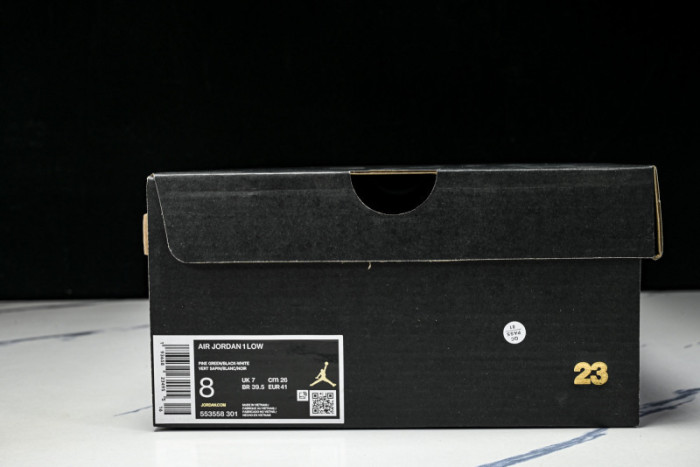 Air Jordan 1 Low 553558-301