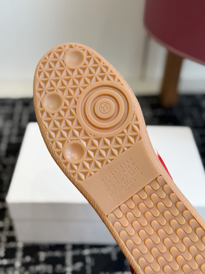 Ma*iso*n Mar*giela MNMA-0210