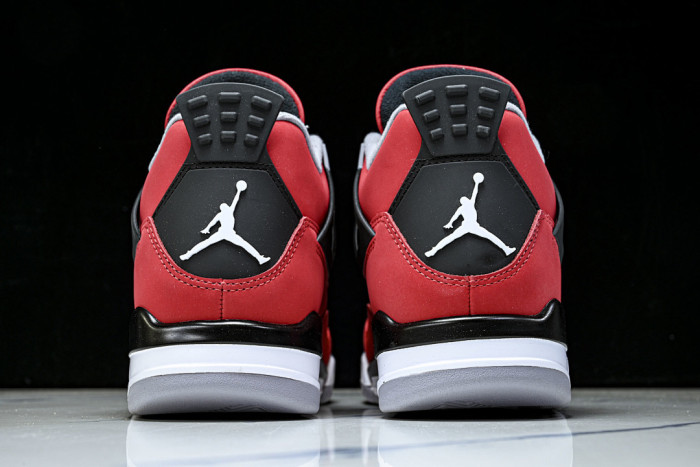 Air Jordan 4“Toro Bravo” FQ8138-600