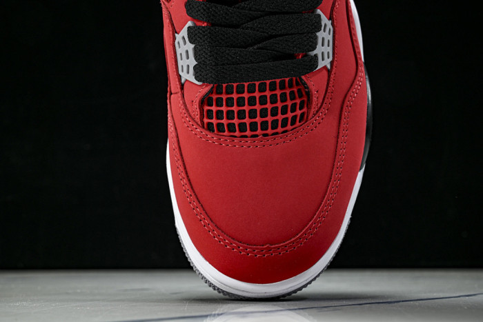 Air Jordan 4“Toro Bravo” FQ8138-600
