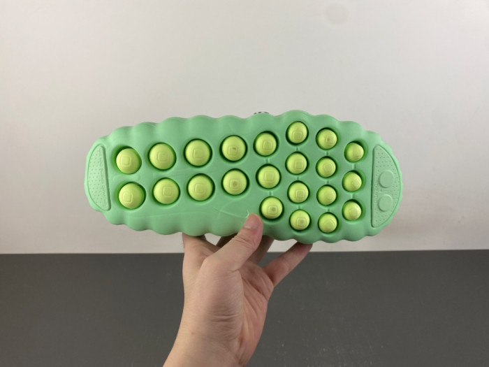 NIKE MIND 001