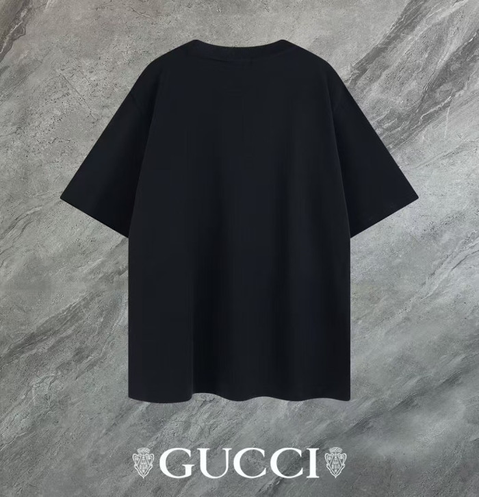 G*UCCI CLOTHES GICS-027