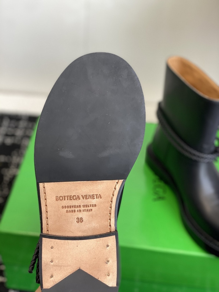 B0tt*ga Ven*ta SNEAKER BVBS-015