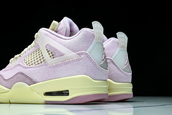 NIKE W AIR JORDAN 4 RETRO TEX 