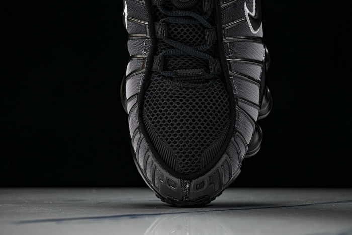 Nike Kobe 6 Protro “3D Hollywood” IQ3902-002