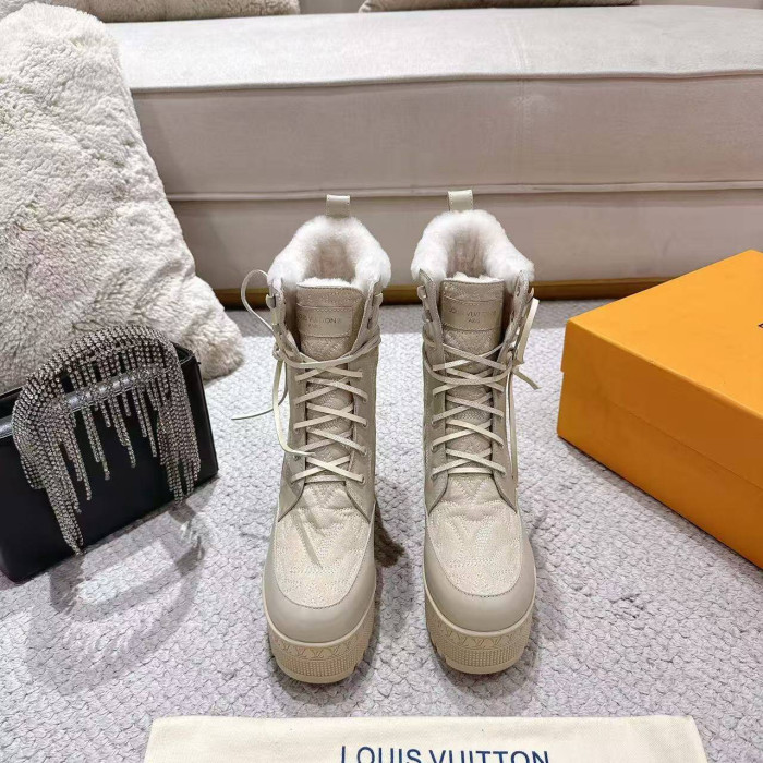 L**V**T* BOOTS LVTBS-059