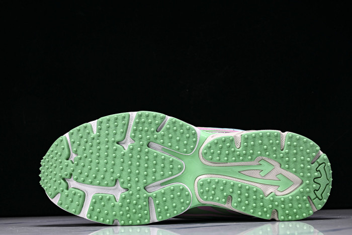 C/O​ SNEAKERS CO-070