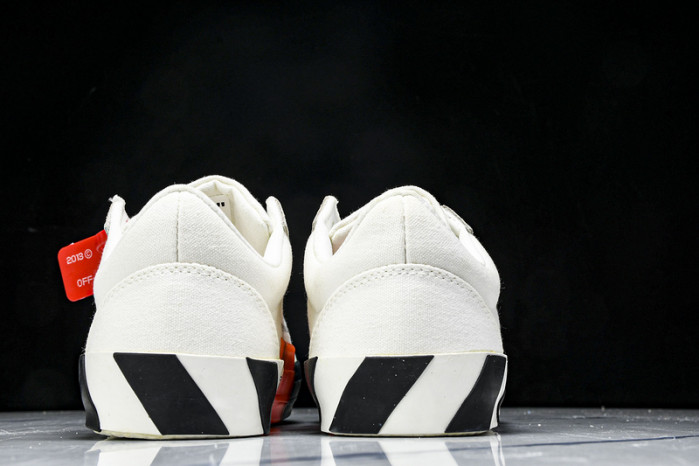 C/O SNEAKERS CO-031