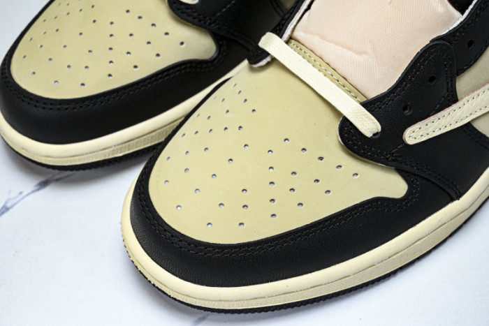 Travis Scott x Air Jordan AJ 1 Low“Canary” DZ4137--700