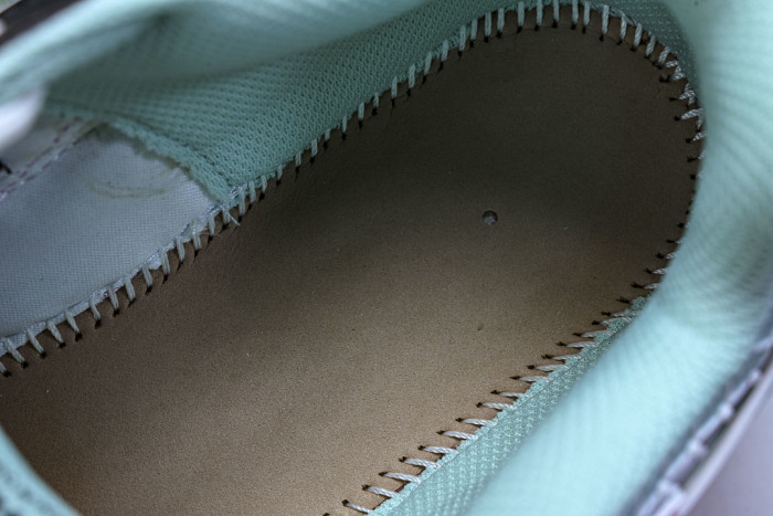 C/O​ SNEAKERS CO-070