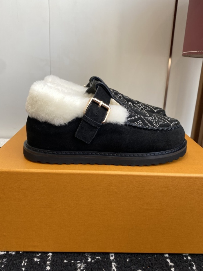 L**V**T* BOOTS LVTBS-048