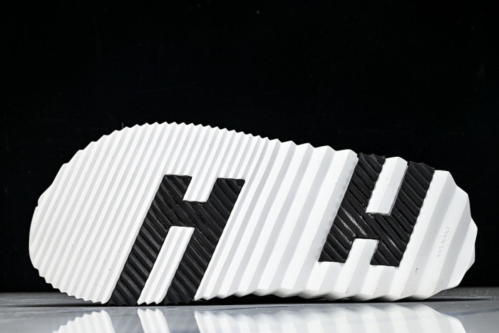 H**me5 HS-0149