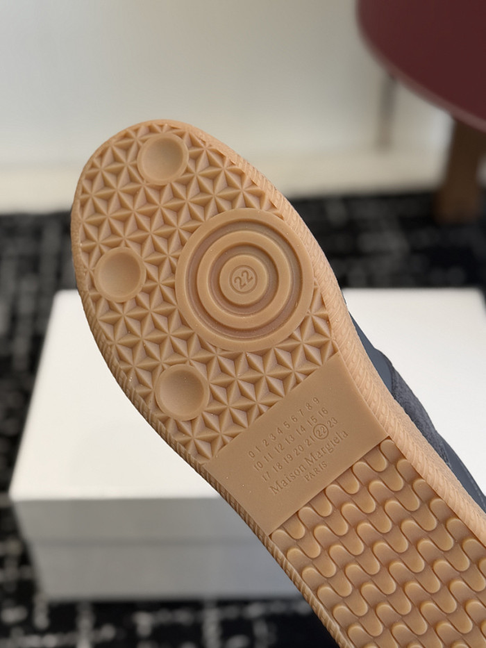 Ma*iso*n Mar*giela MAMA-0144