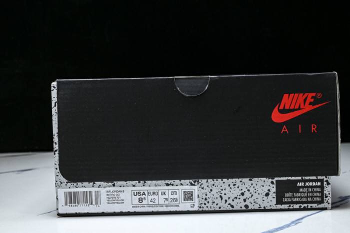 Jordan Air Jordan 5 Retro HQ7978-701