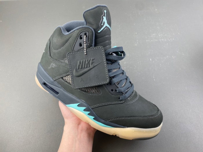 Solefly x Air Jordan 5 Retro IU0734-001