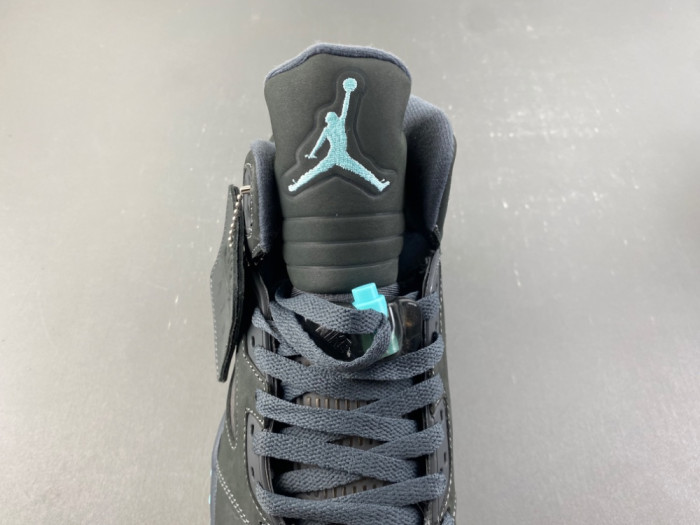 Solefly x Air Jordan 5 Retro IU0734-001
