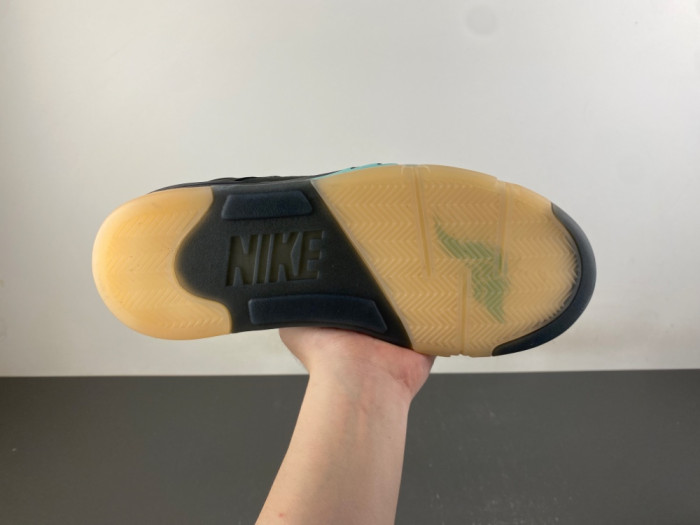 Solefly x Air Jordan 5 Retro IU0734-001