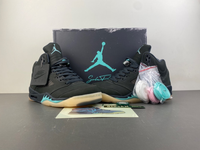 Solefly x Air Jordan 5 Retro IU0734-001