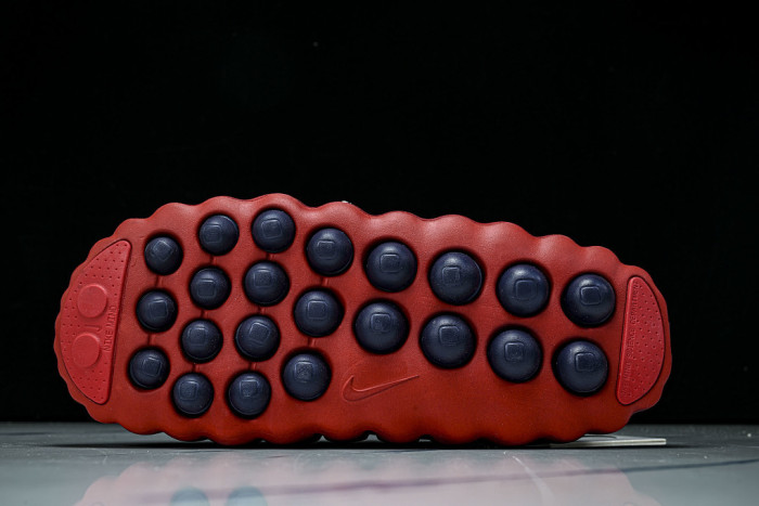 Nike Mind 001