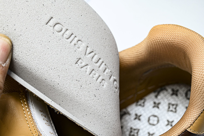 LVT SNEAKERS LVSRS-0108