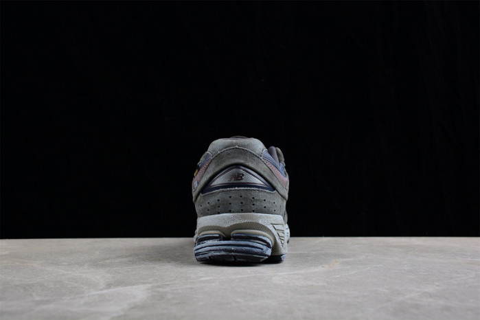 new balance nb-054