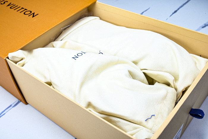 LVT SNEAKERS LVSRS-0123
