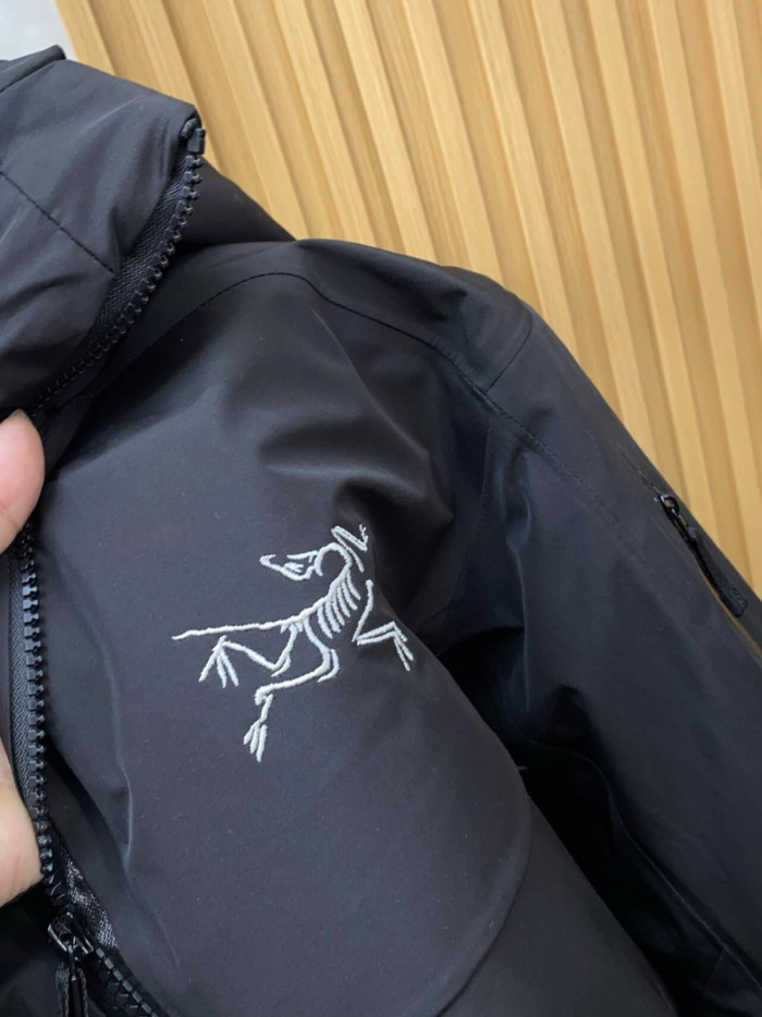 ARCTERYX CLOTHERS AXCS-001